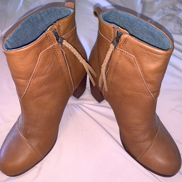 Toms Leather Lunata Booties - Picture 4 of 4
